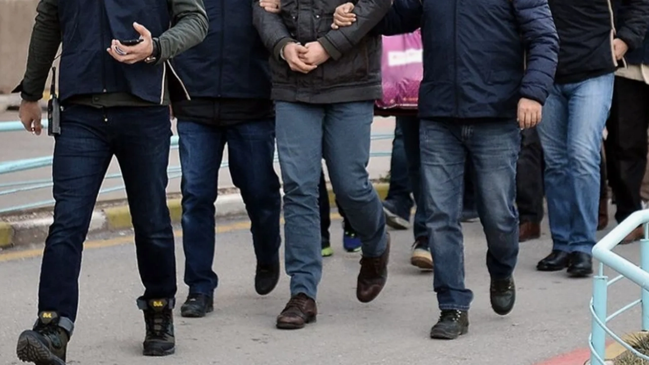 İstanbul’da 10 adrese fuhuş baskını: 9 şüpheli yakalandı