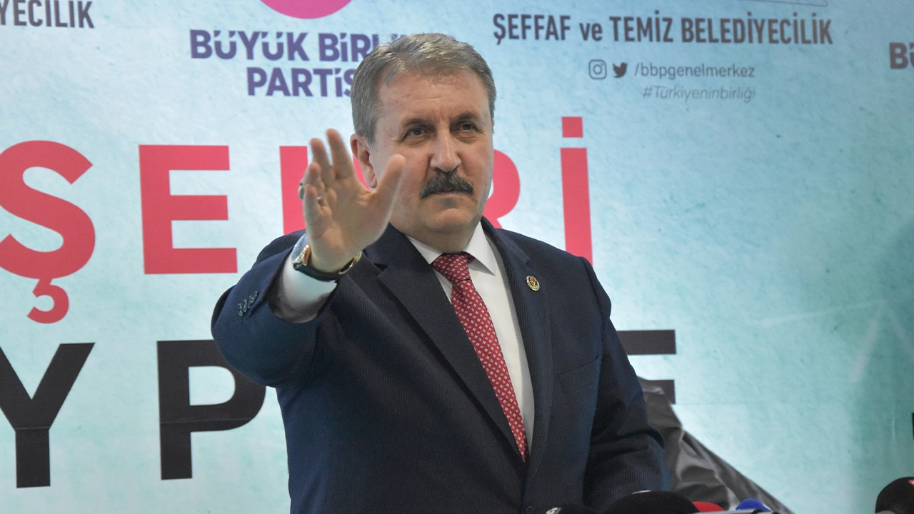 BBP lideri Mustafa Destici'den 'ilkeli belediyecilik' vurgusu