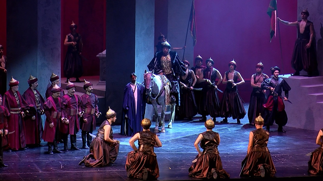 Dünyaca Ünlü Besteci Rossini'nin '2. Mehmet' operası izleyicilerle buluştu