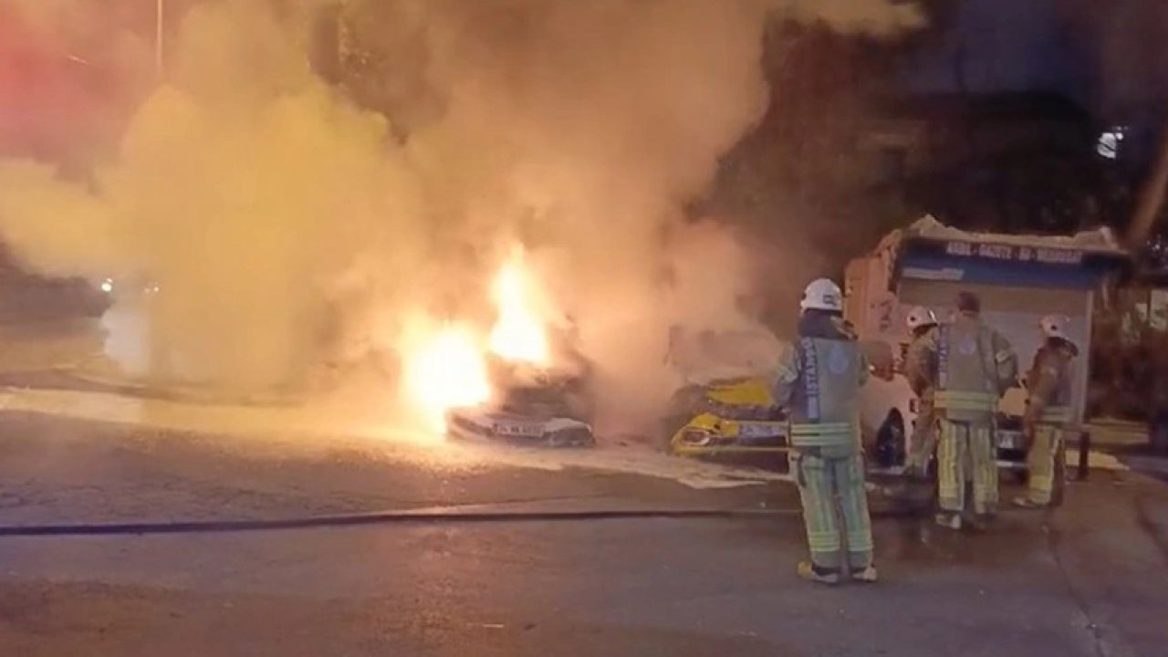 Park halindeki 2 otomobil alev alev yandı!