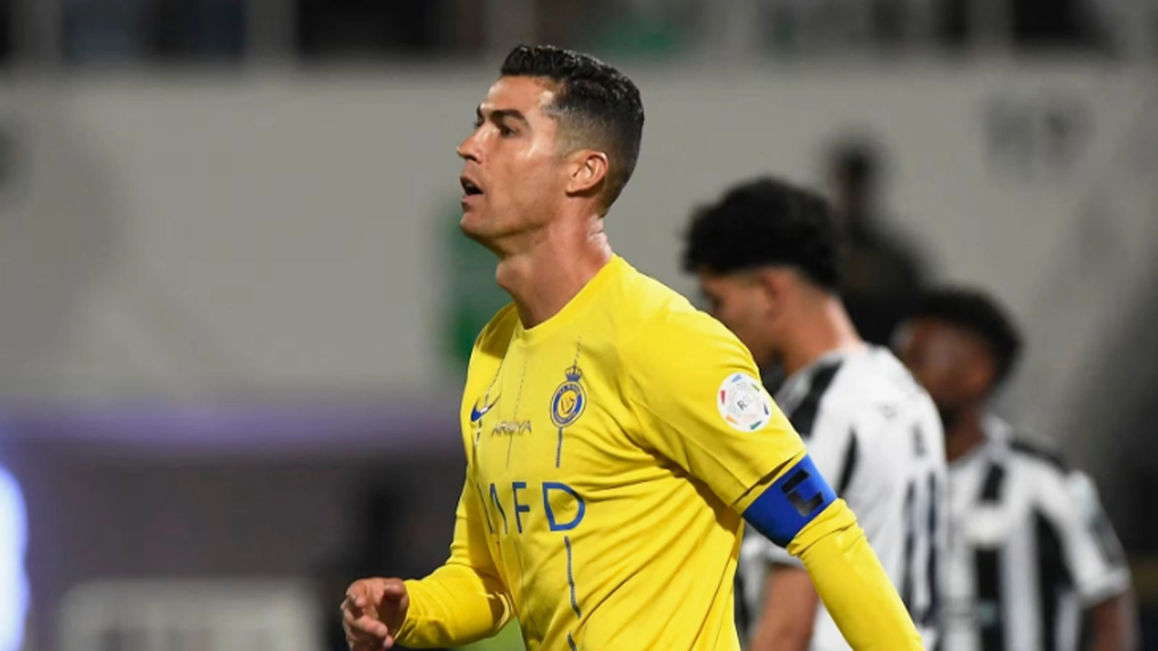 Ronaldo'nun taraftarlara yaptığı hareket başını yaktı: Cezası belli oldu