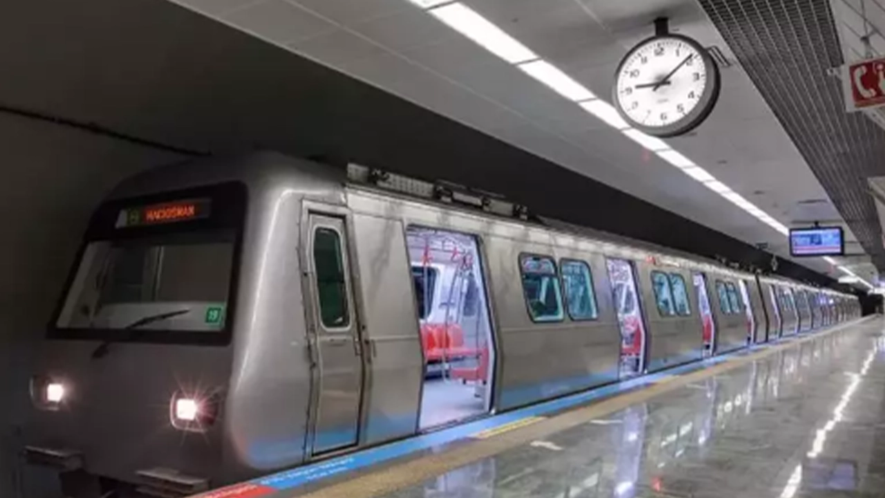 Metro İstanbul duyurdu: Teknik arıza nedeniyle seferler gecikmeli yapılıyor