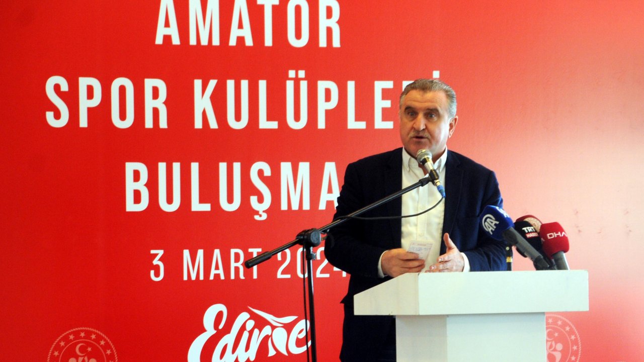 Bakan Bak: Edirne'yi Balkanlar’ın spor merkezi yapmaya çalışıyoruz