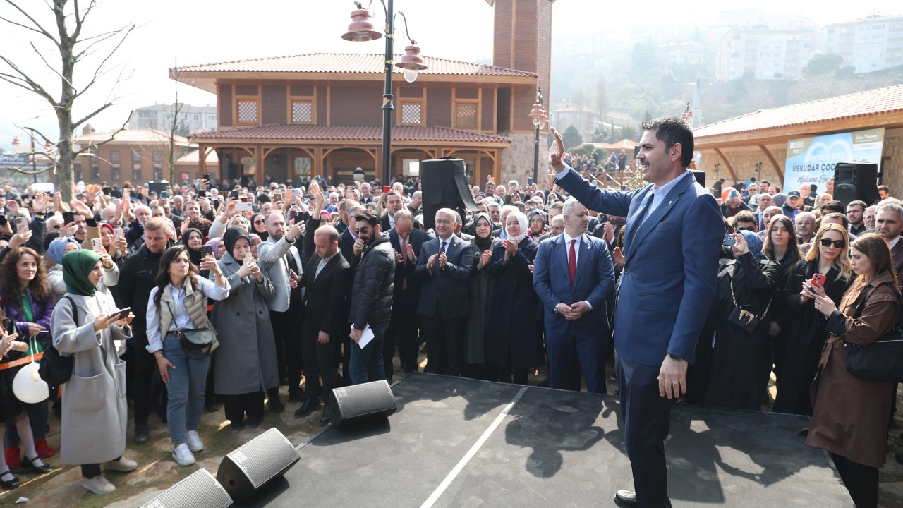 Murat Kurum, Çocuk Köyü'nün açılışına katıldı: 'İBB'nin yaptığı kreşlerden daha büyük'
