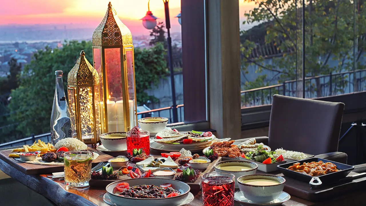 2024 İstanbul'da iftar nerede yapılır? İftar için en iyi 10 mekan!