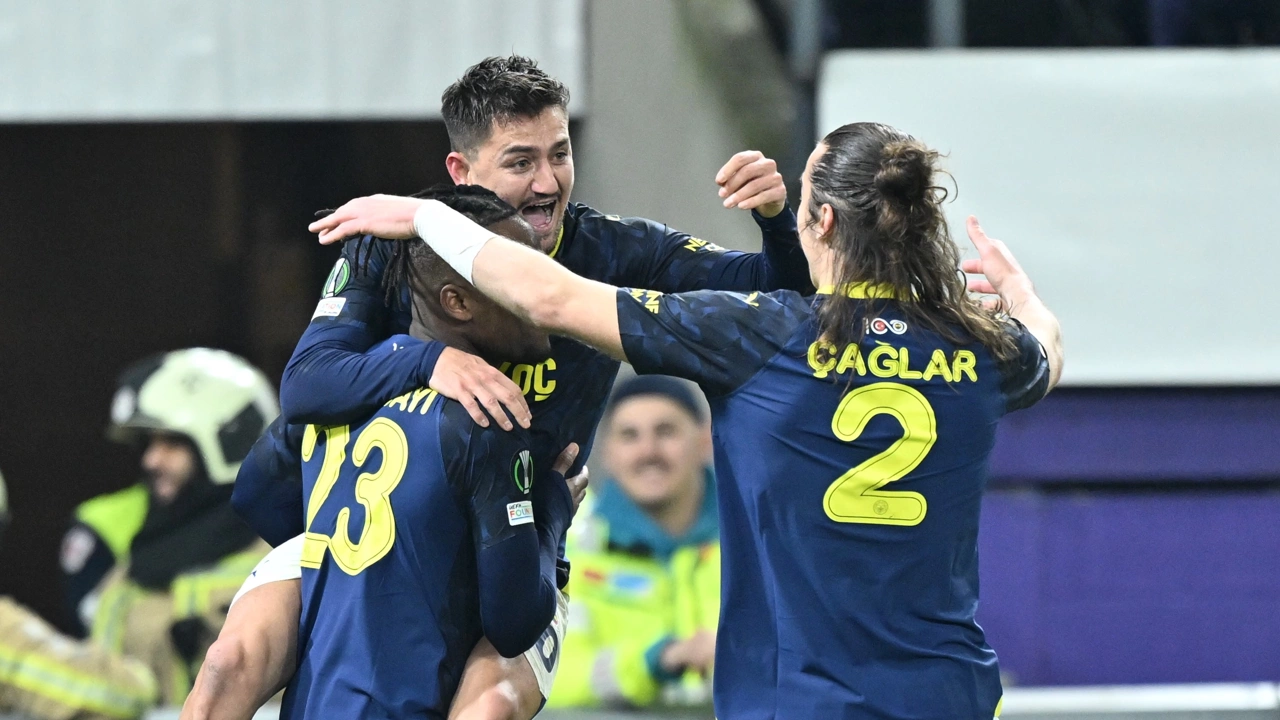 Fenerbahçe'de Trabzonspor derbisi öncesi sarı kart alarmı