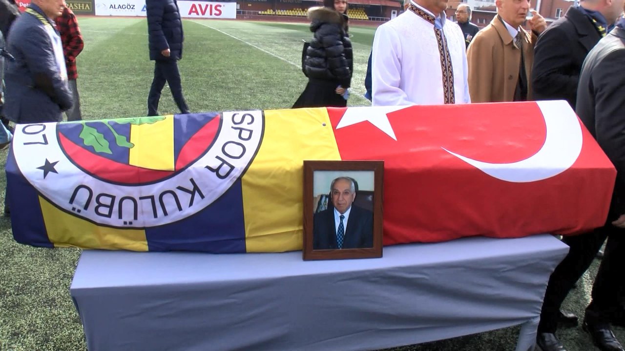 Eski Fenerbahçe Başkanı Tahsin Kaya için tören