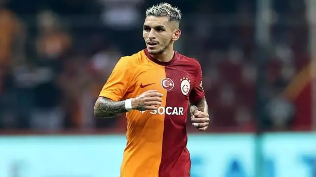 Efsane futbolcu onu istiyor! Lucas Torreira Galatasaray'dan ayrılacak mı?