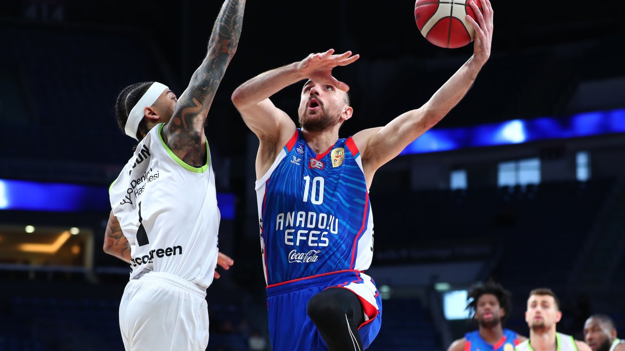 Anadolu Efes - Merkezefendi Belediyesi Basket: 83-77