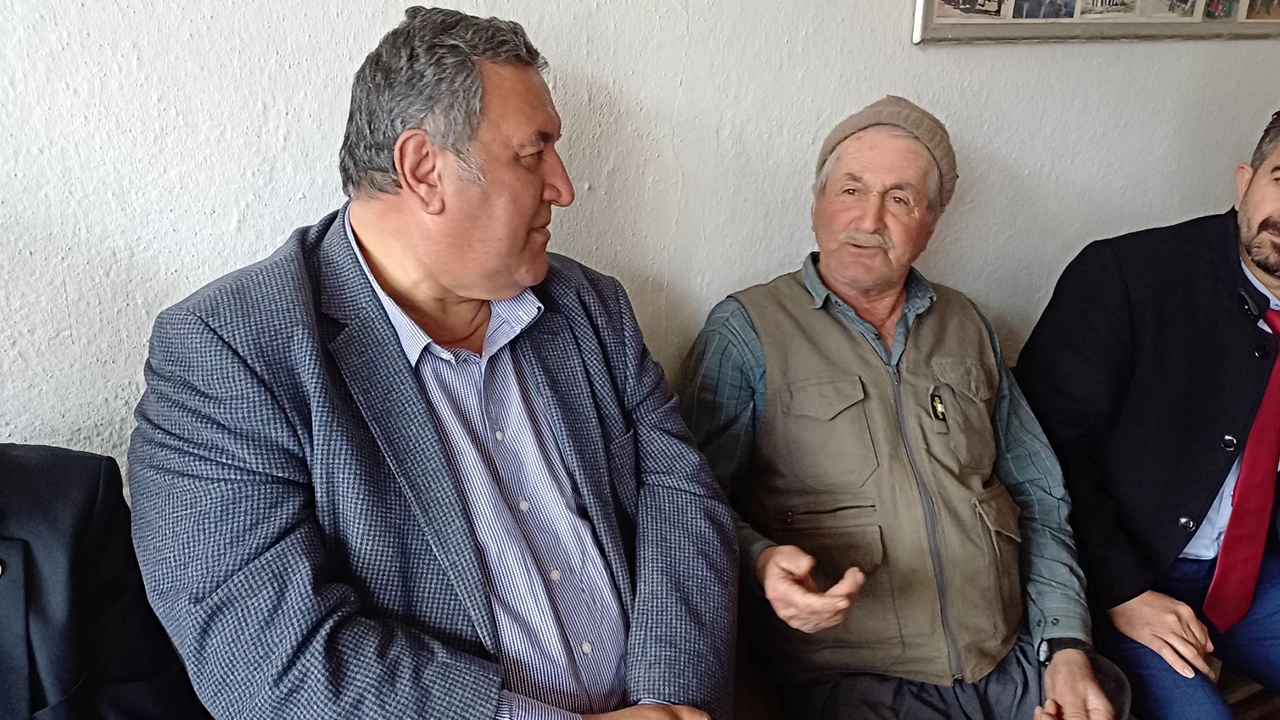 CHP'li Gürer: Tarımın kalesi olan köyler tek tek düşüyor