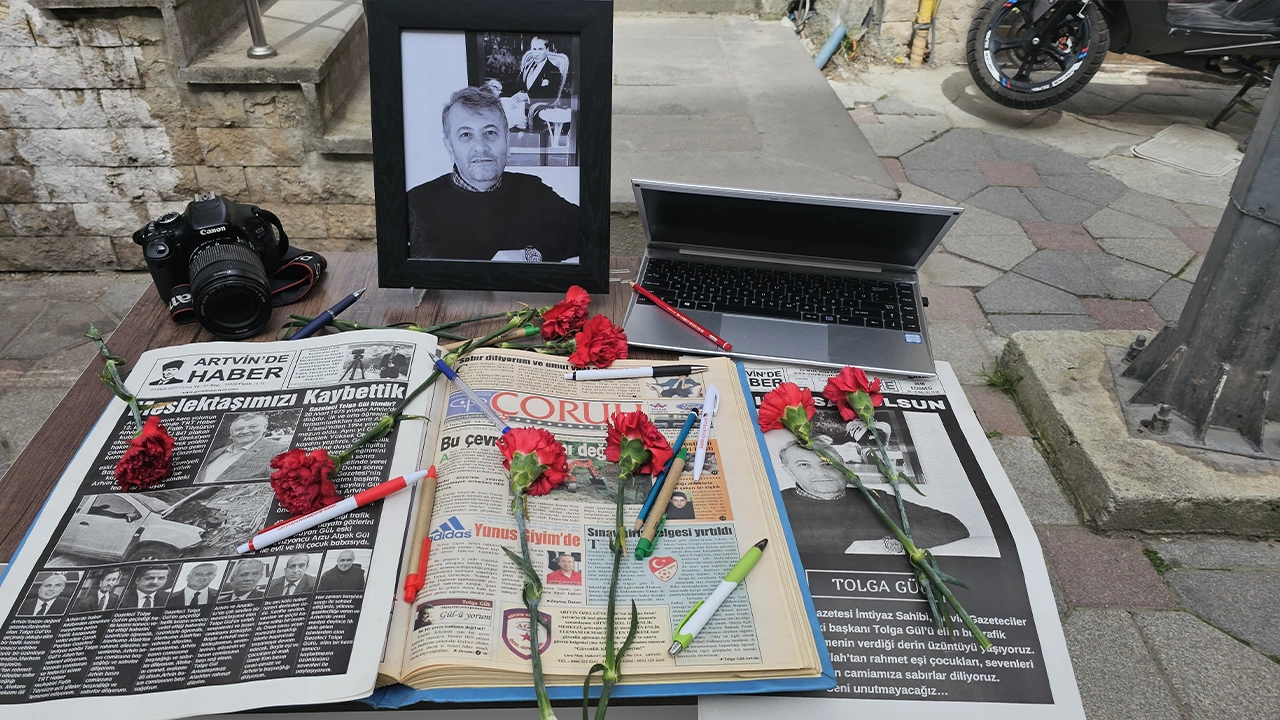 Basının acı günü: Gazeteci Tolga Gül son yolculuğuna uğurlandı