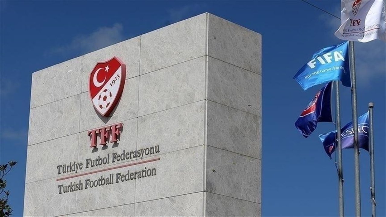 Süper Lig kulüpleri TFF'nin seçime gitmesi için imza topluyor