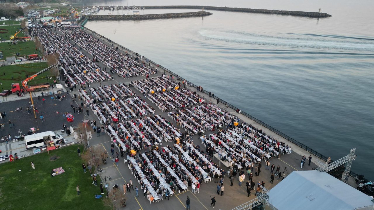 Belediyeden 10 bin kişilik iftar