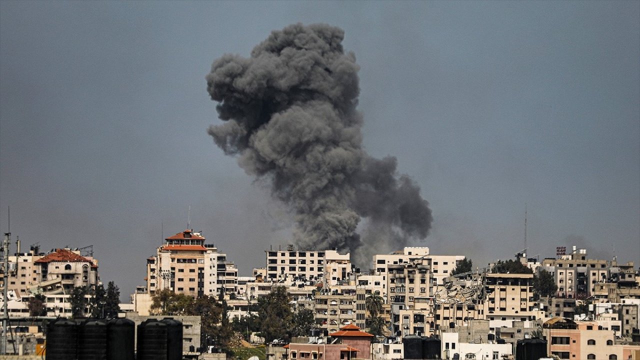İsrail ordusu, Şifa Hastanesini yıktı