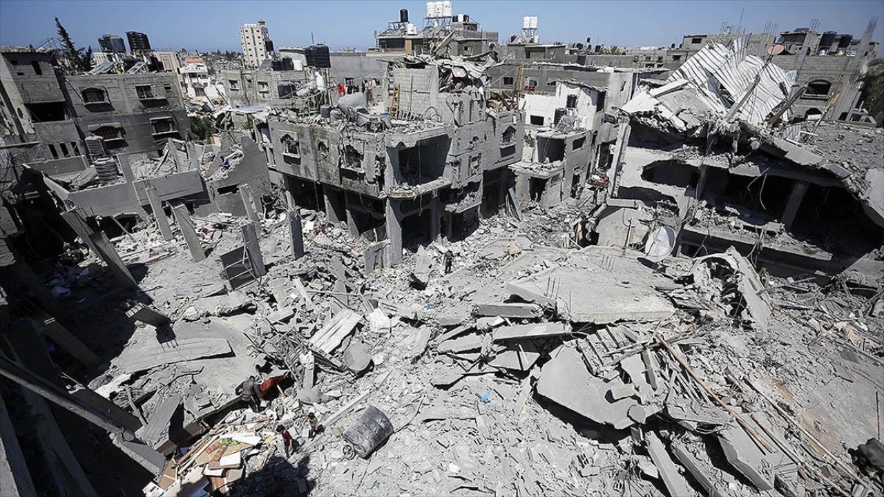 İsrail’in sürdürdüğü saldırılarda Gazze’de hayatını kaybedenlerin sayısı 33 bini aştı