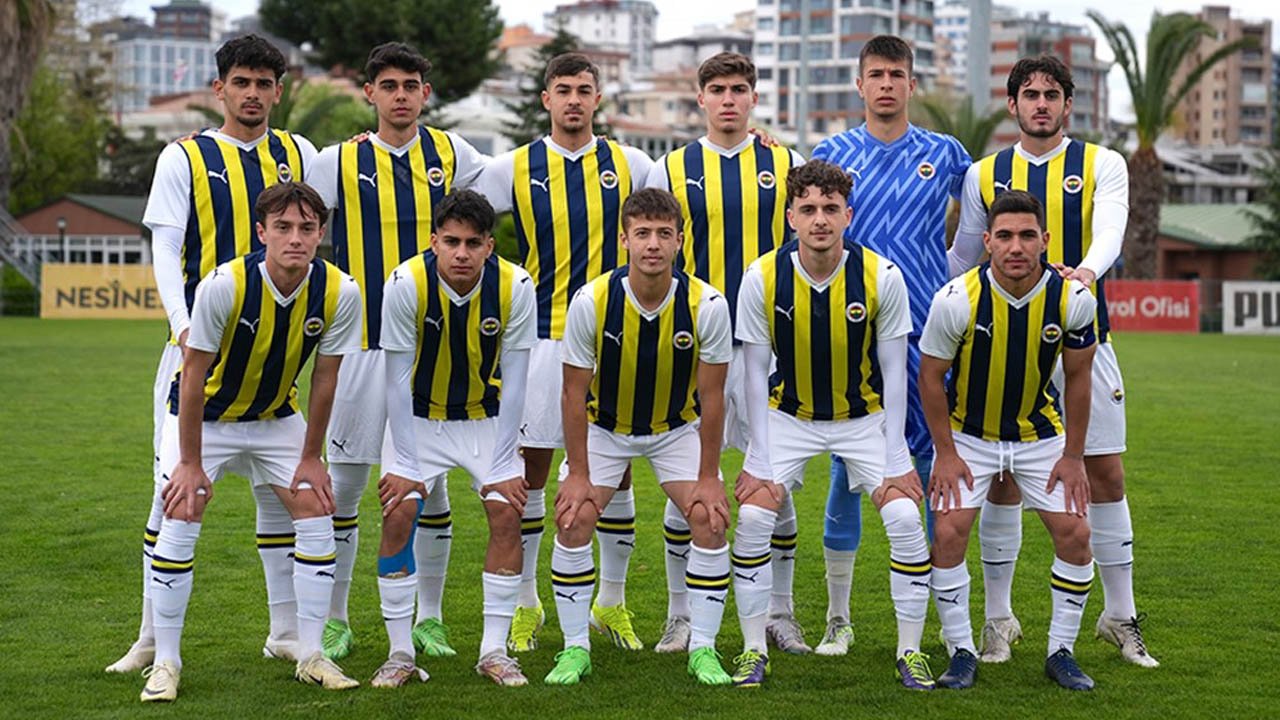 Fenerbahçe Yönetimi ve U19 takımı Şanlıurfa'da
