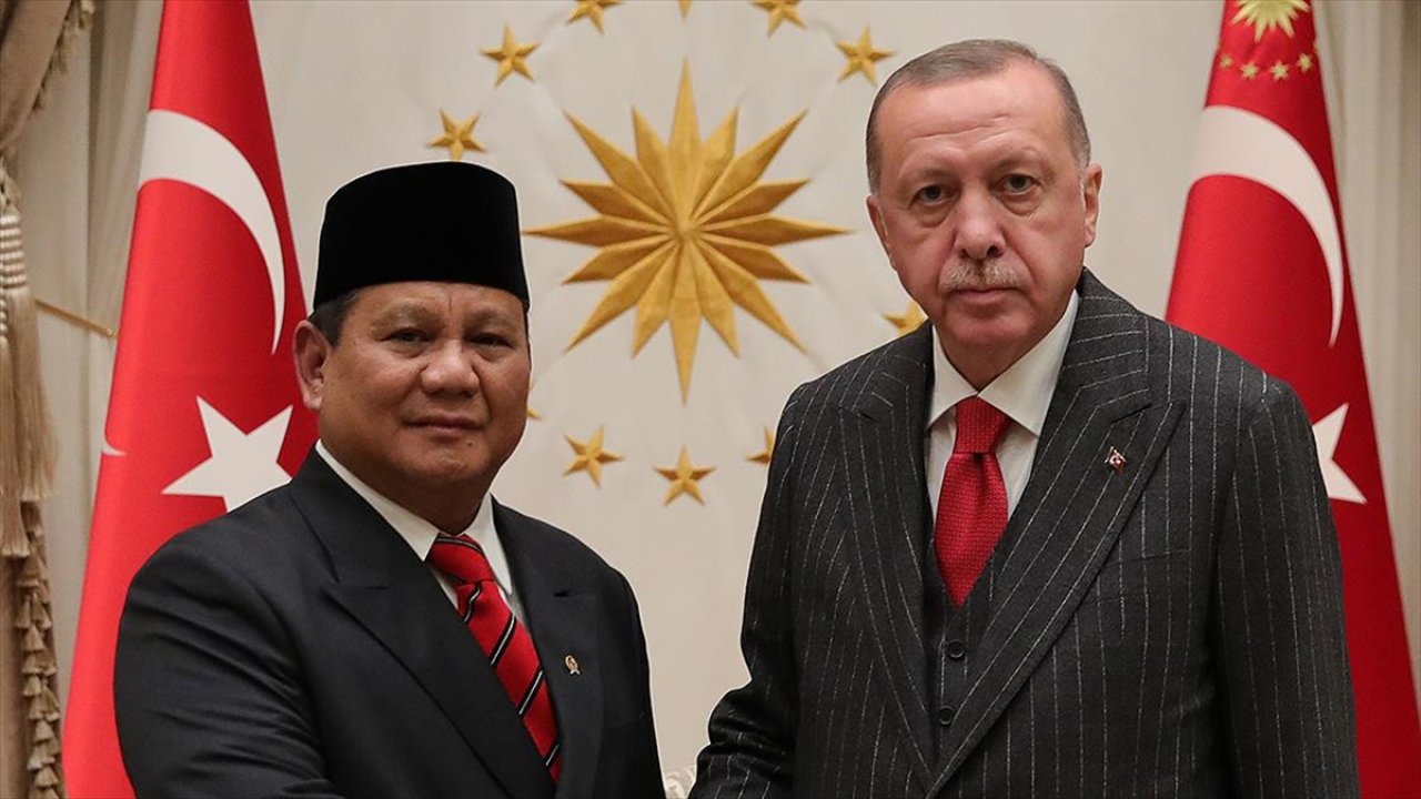 Cumhurbaşkanı Erdoğan, Endonezya Cumhurbaşkanı ile görüştü
