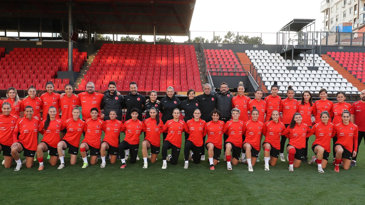 A Milli Kadın Futbol Takımı, Macaristan maçına hazır