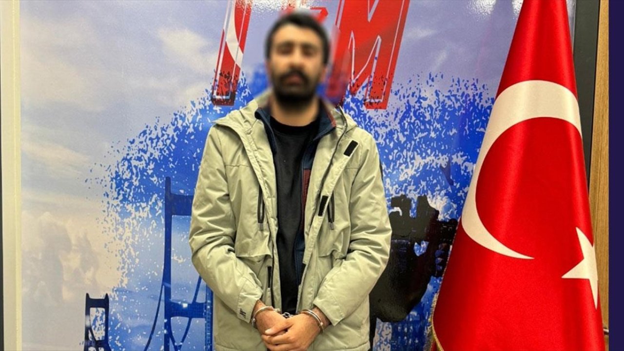 PKK'nın sözde Paris gençlik sorumlusu İstanbul Havalimanı'nda gözaltına alındı