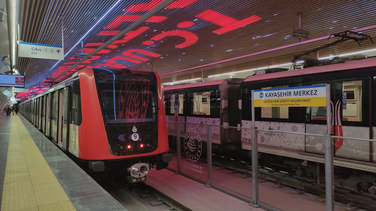 Arızalanan Kayaşehir-Bakırköy M3 metro hattı normale döndü