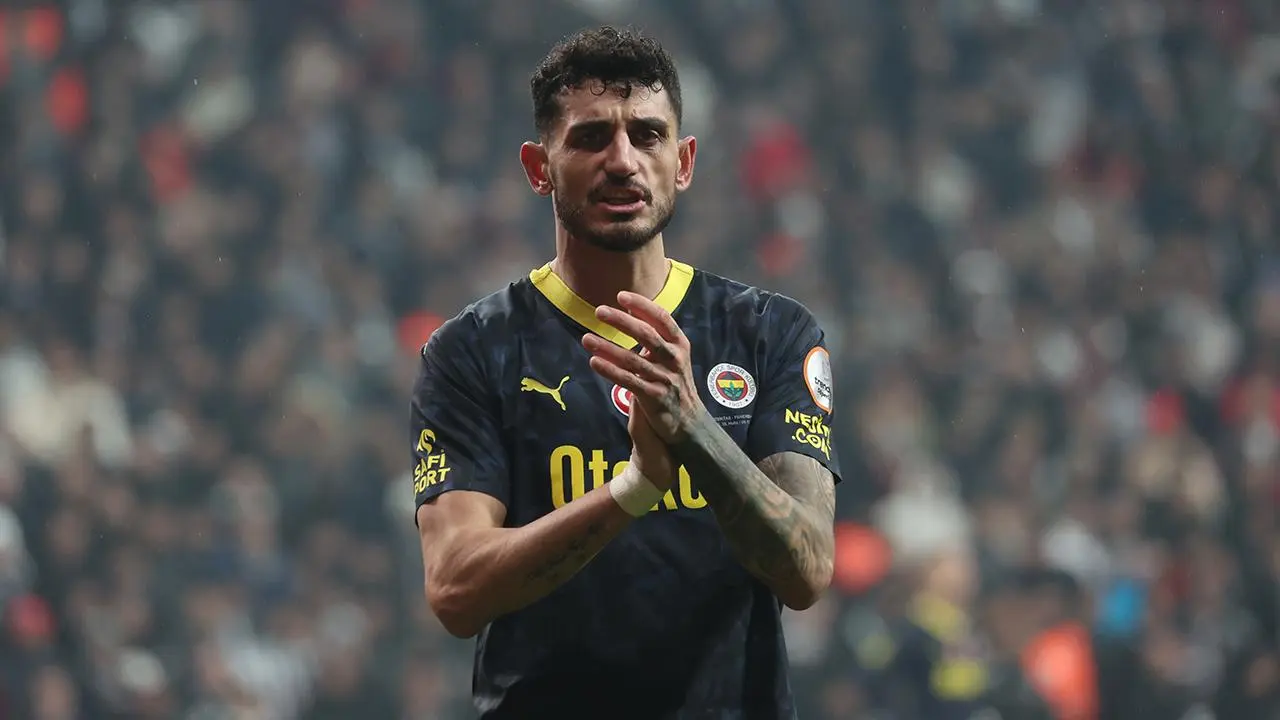 Fenerbahçe'ye transfer piyangosu! Kiralanan yıldıza teklif var...