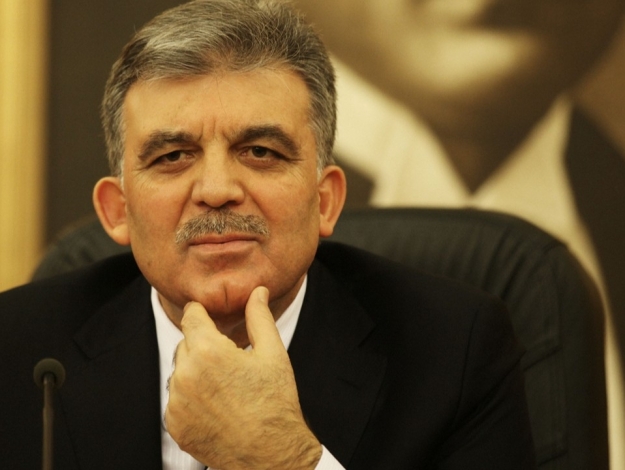 Abdullah Gül'den seçim açıklaması: Türkiye'nin geleceğine konsantre olunmalı