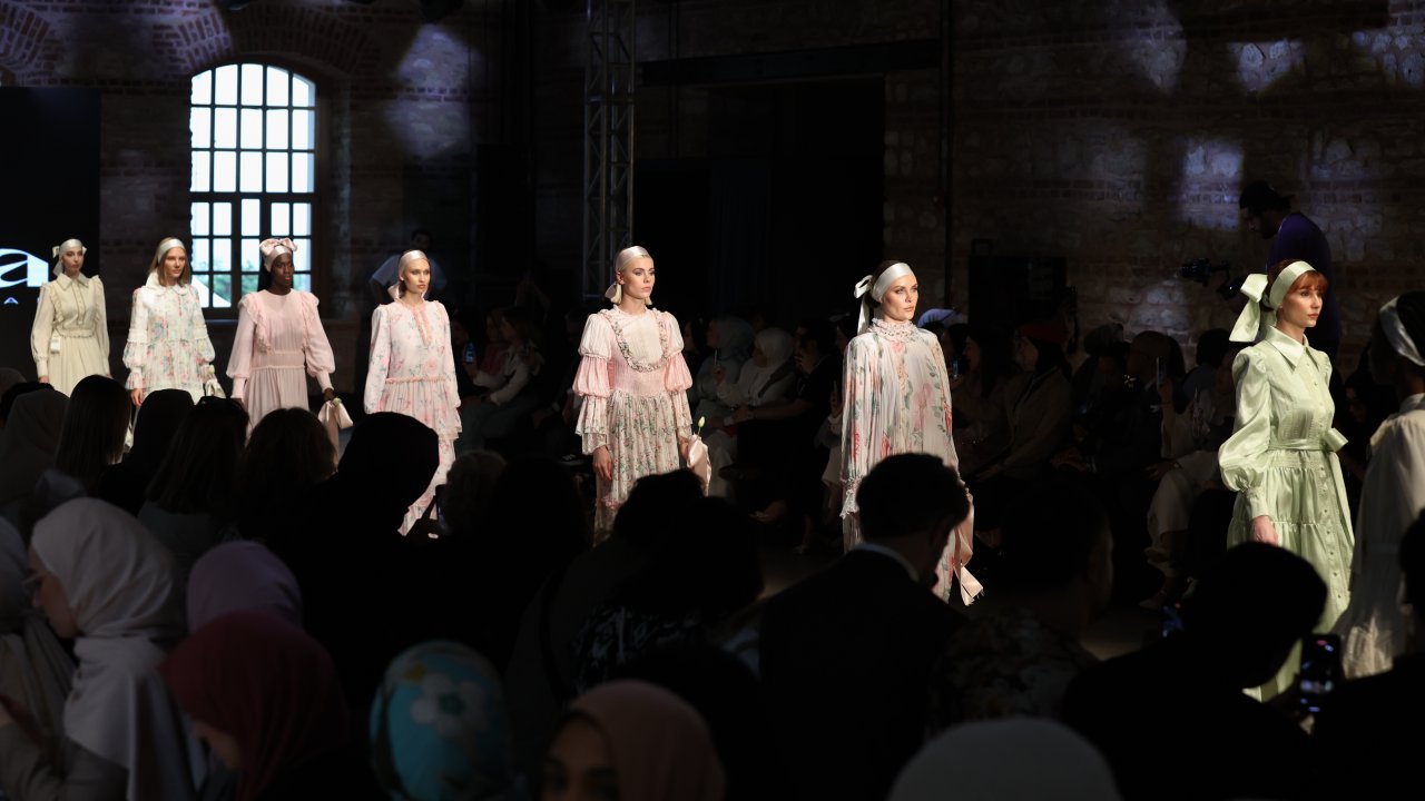 Istanbul Modest Fashion Week başladı