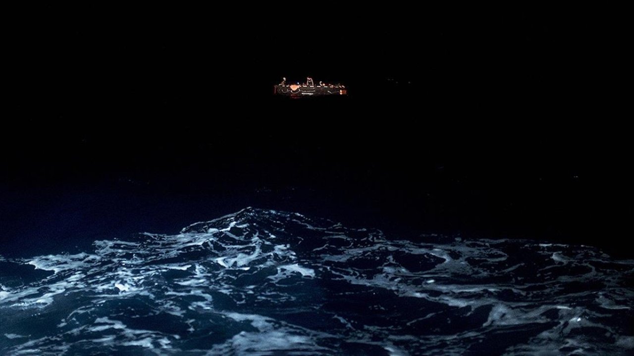 Atlantik Okyanusu'nda tekne faciası: 51 düzensiz göçmen kayıp