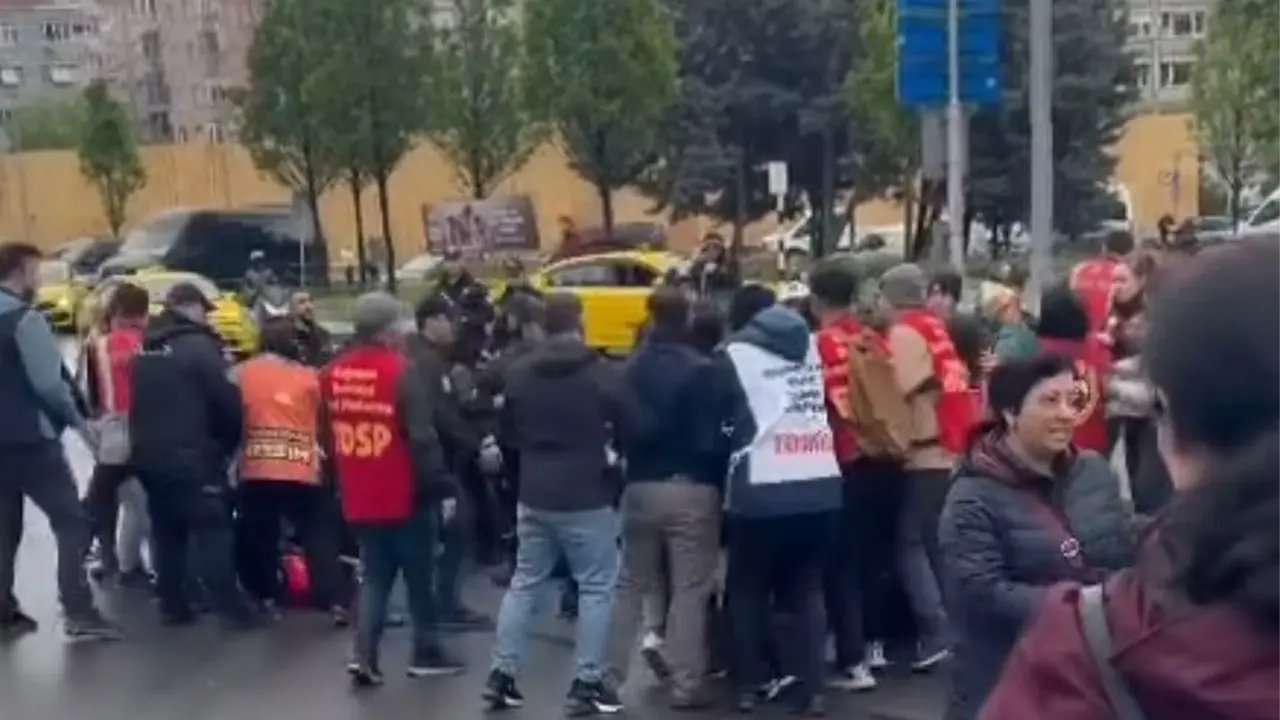 Mecidiyeköy'de gösteri yapmak isteyen gruba polis müdahale etti