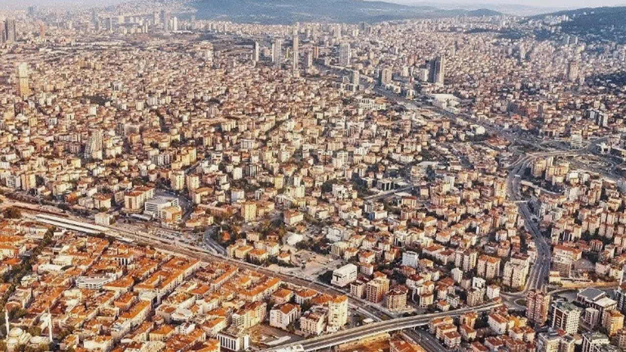 Bakan Özhaseki açıkladı: İstanbul'da kaç bin konut dönüştürülmeli?