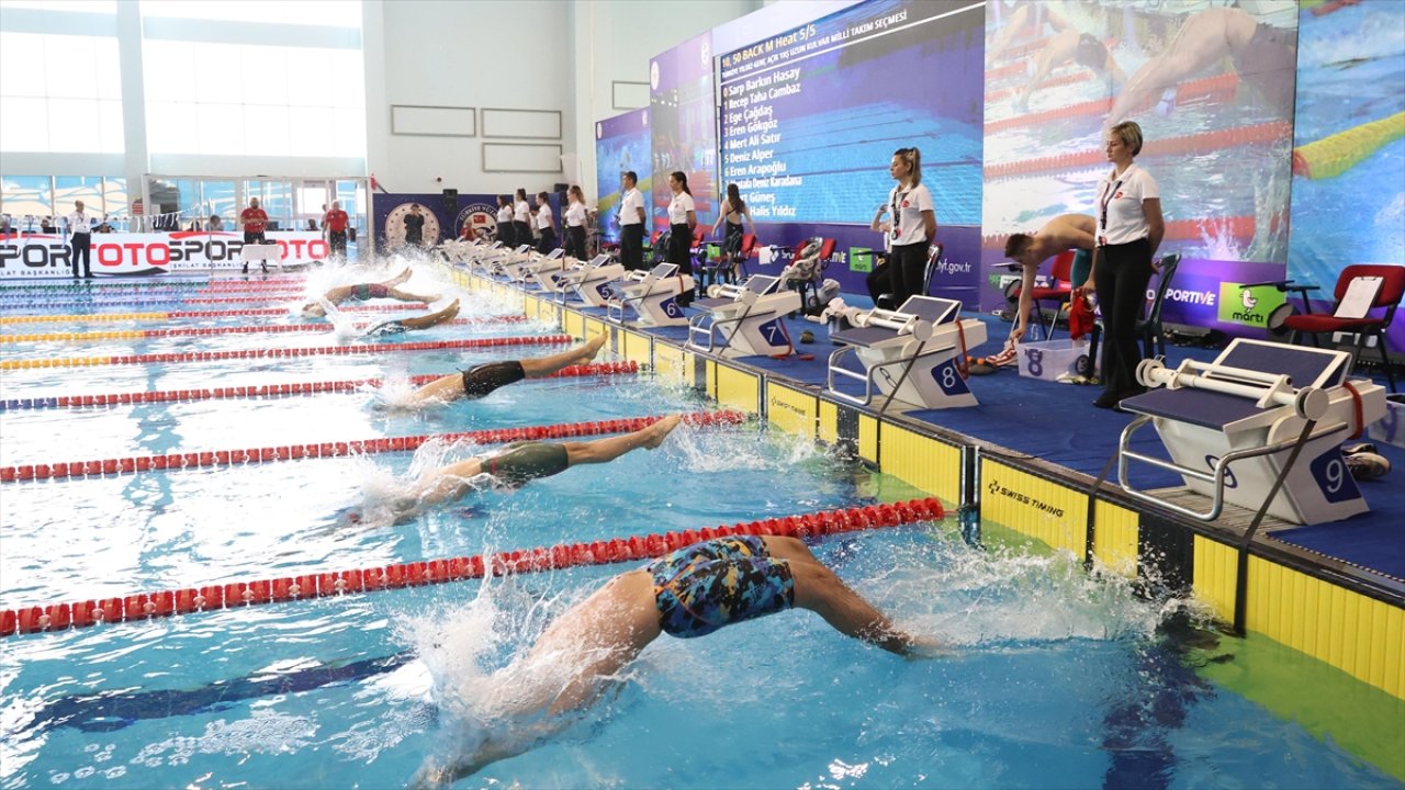 Türkiye yüzme milli takım seçmelerinde 6 rekoru birden kırdı
