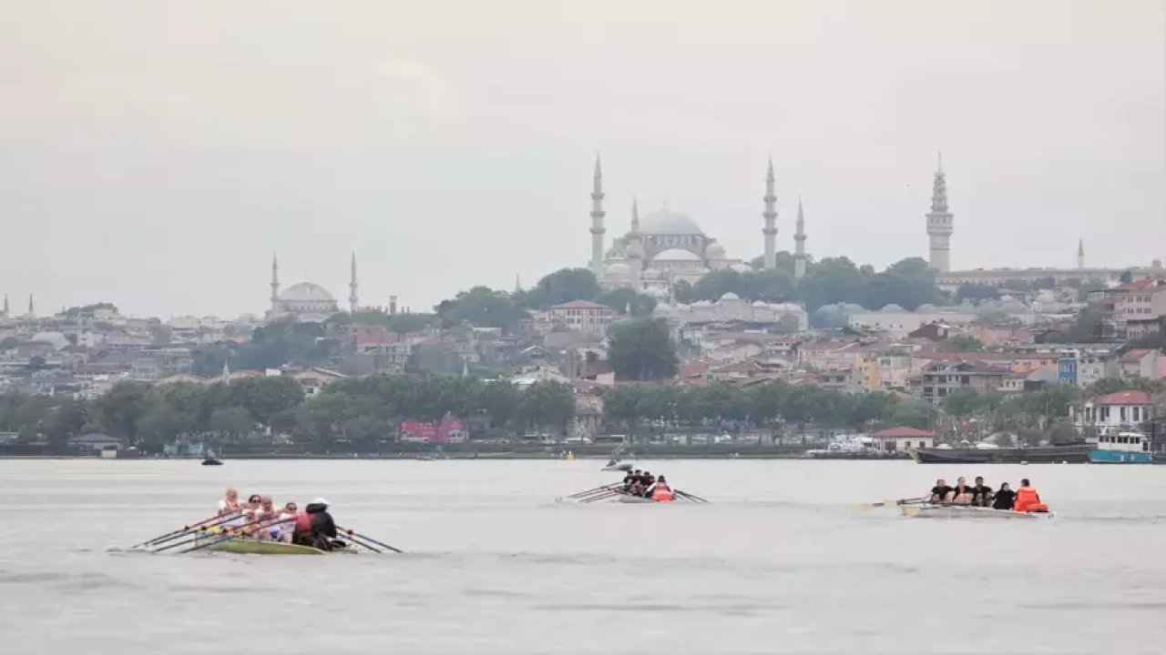U19 kürek yarışlarının galibi Fenerbahçe