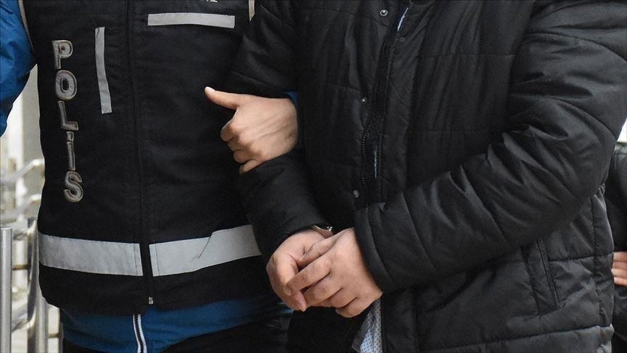 Isparta'da avukata uyuşturucu tutuklaması: 'Hepinizi şikayet edeceğim'