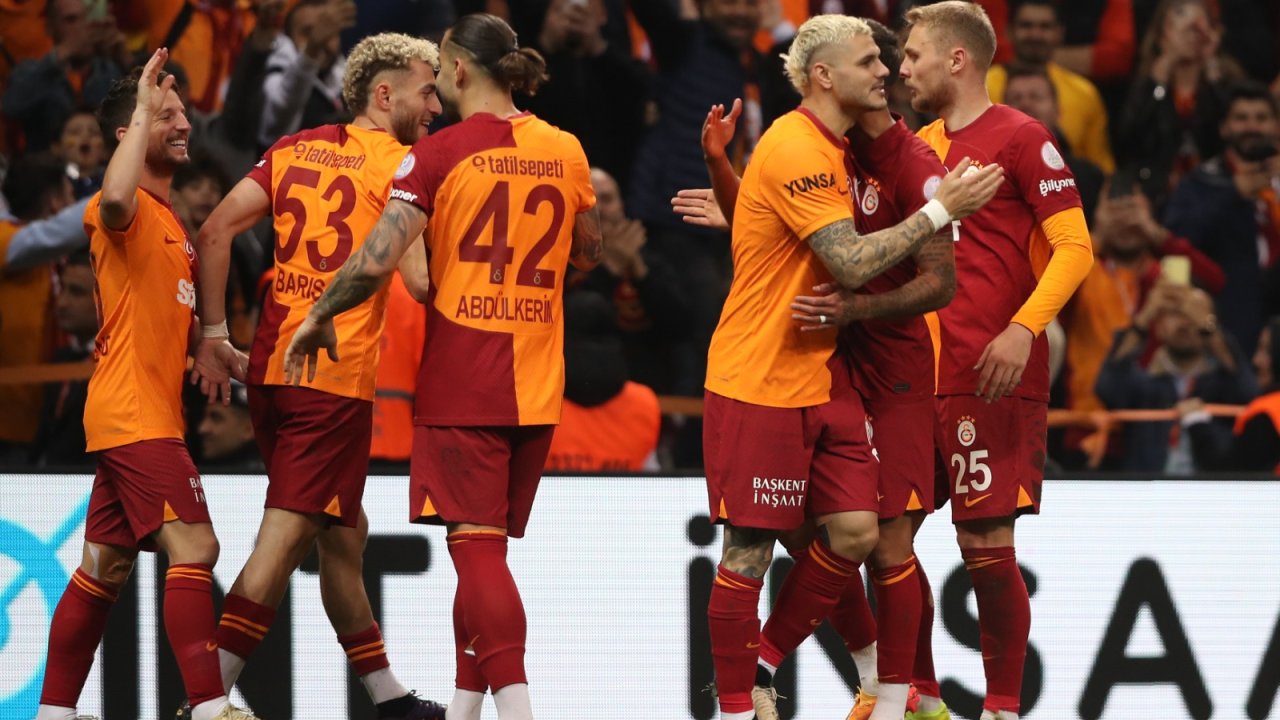 Galatasaray, Süper Lig’de puan rekoru kırdı