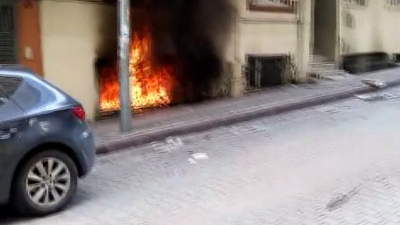 Sultangazi'de yangın: Anne ve 2 çocuğunu komşular kurtardı