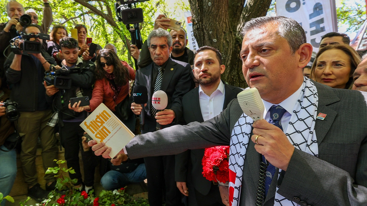 Özgür Özel, 'Erdoğan CHP içinde karışıklık planlıyor' iddiasına ateş püskürdü: 'Kendimize güvenimiz tam'