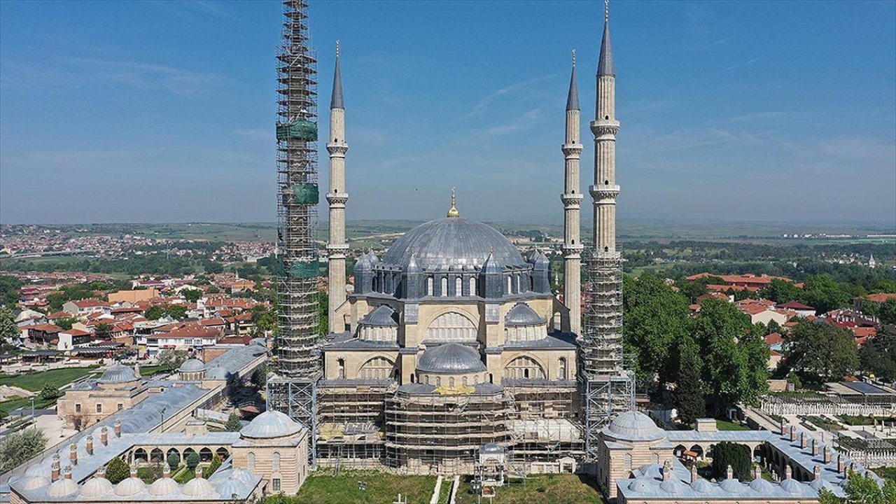 Selimiye Camisi'nde restorasyon sürüyor
