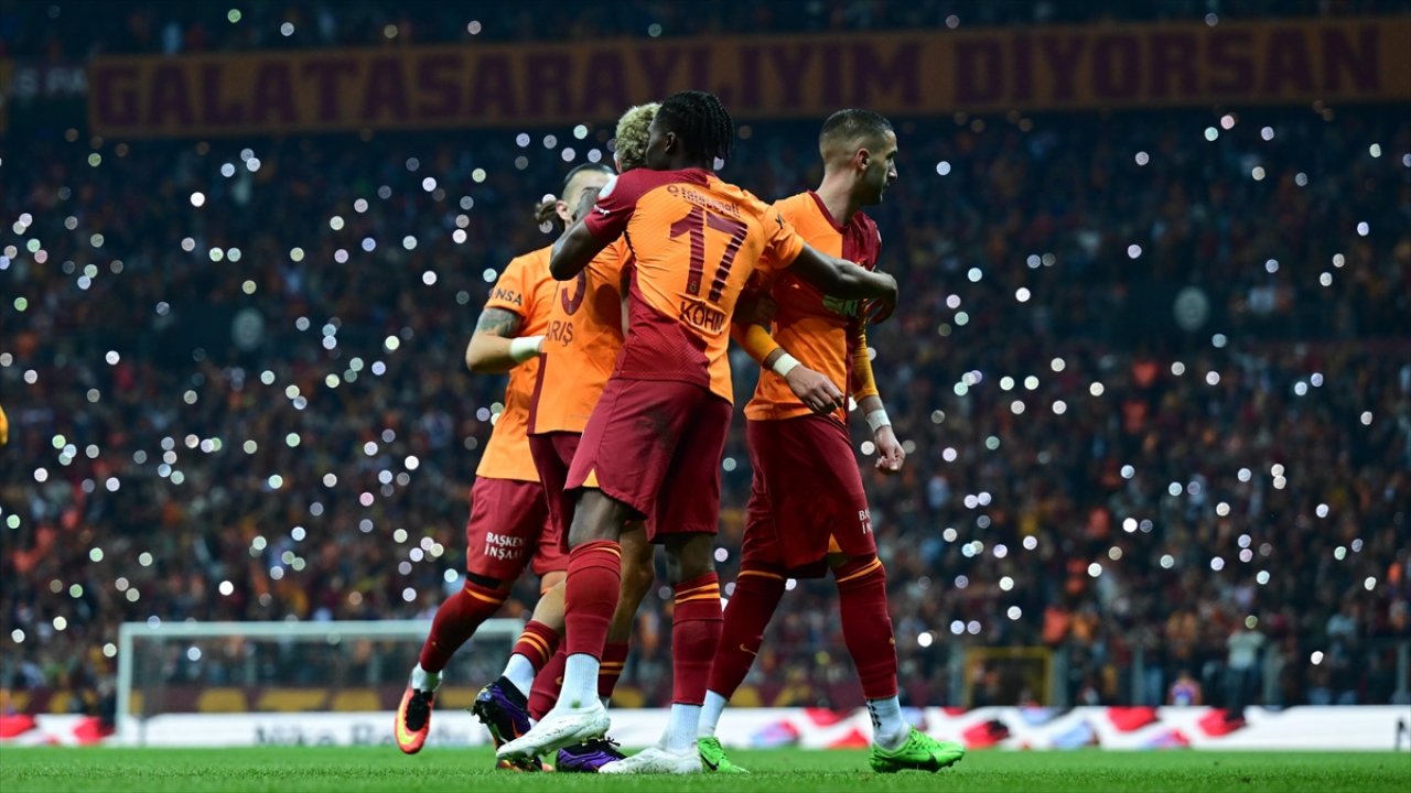 Galatasaray hangi sonuçlarda şampiyonluğunu ilan ediyor?