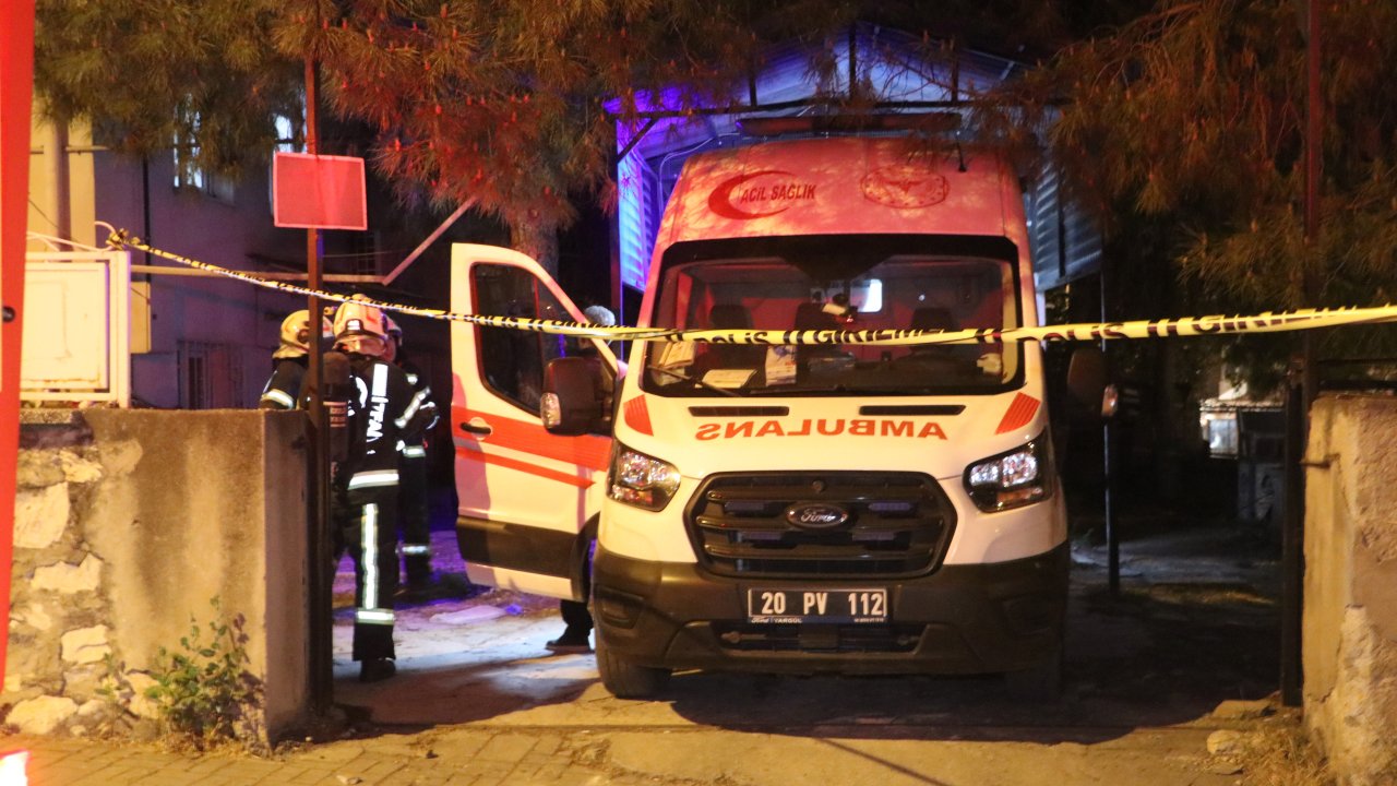 Ambulansta oksijen tüpü faciası: 2 sağlıkçı yaralandı