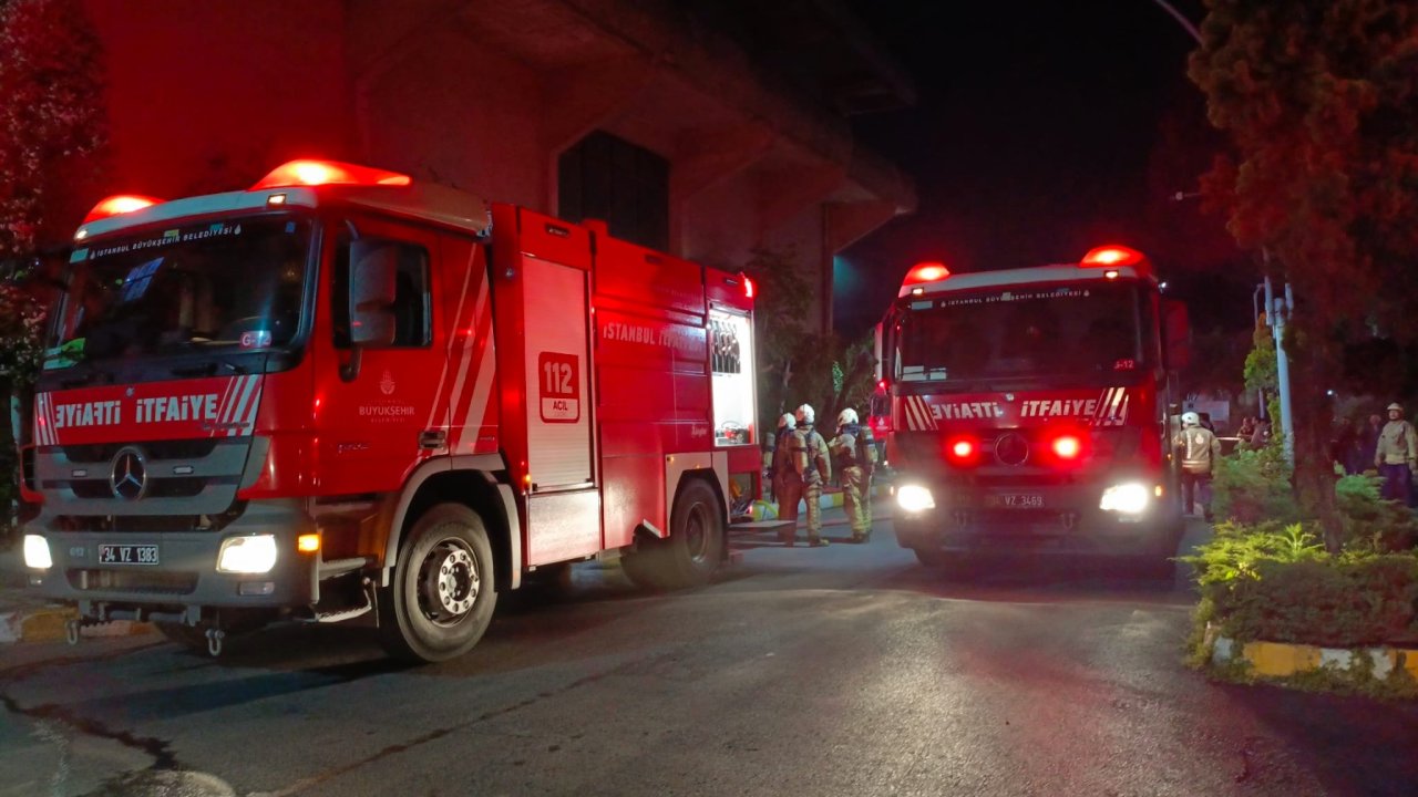 İstanbul'da mobilya atölyesinde korkutan yangın