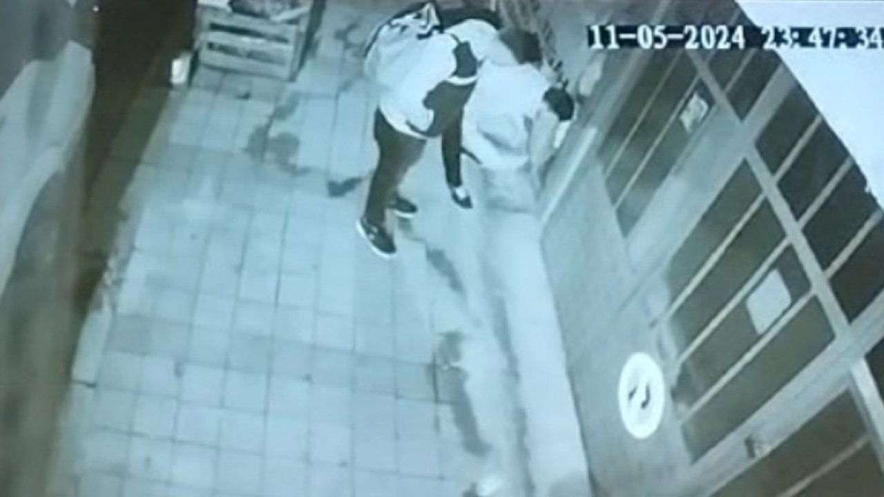 Sultangazi'de yaşanan hırsızlık olayları kamerada