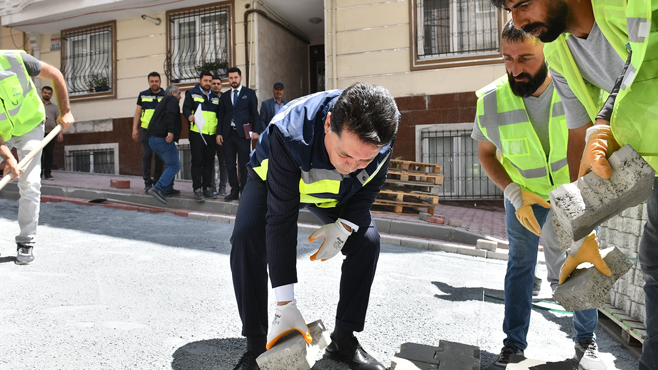 Ahmet Özer: 14 bin ton asfalt döktük