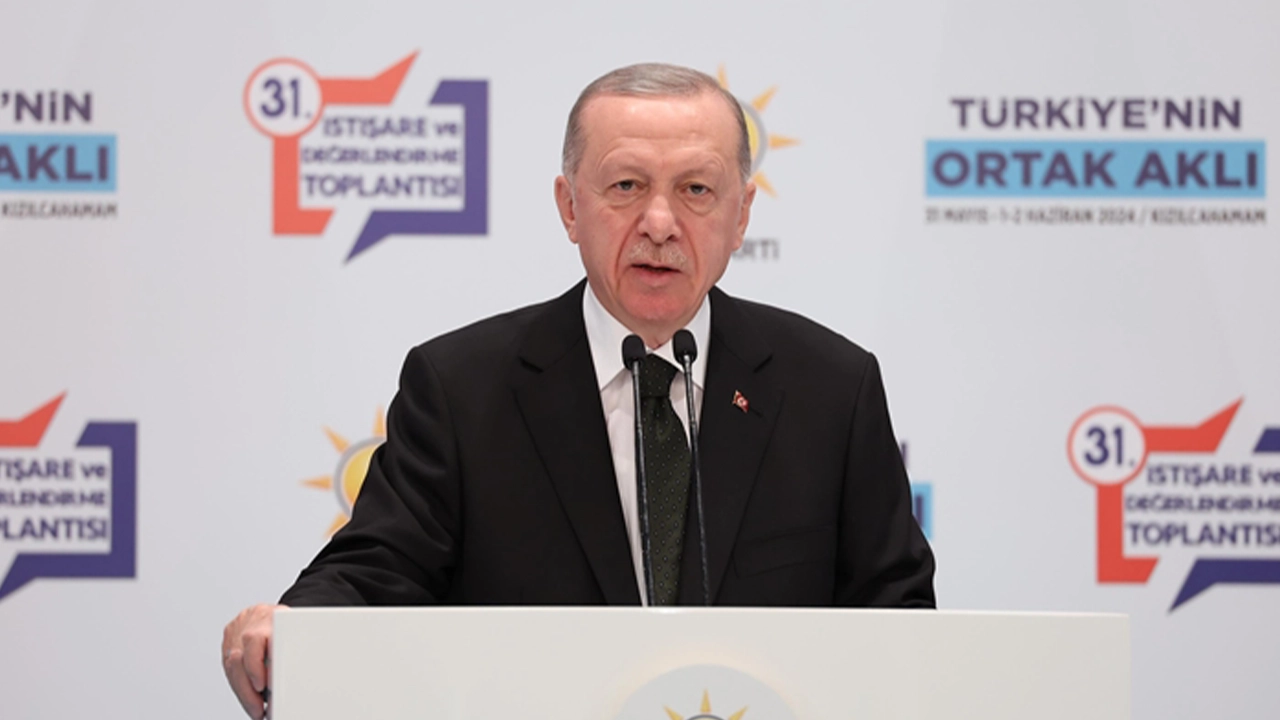 Cumhurbaşkanı Erdoğan'dan 'yumuşama' mesajı: 'Kırmızı çizgilerimizden taviz verecek değiliz'