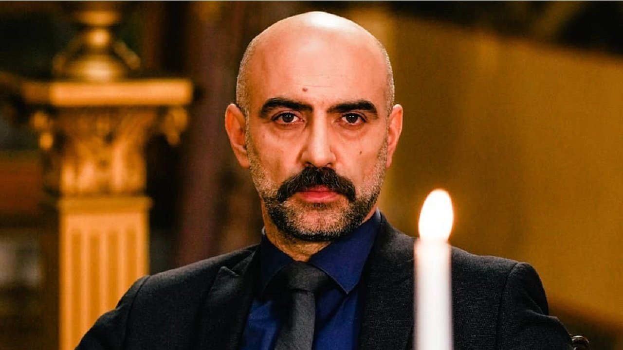 Gaddar dizisi Patron kimdir, gerçek adı ne? Erol Babaoğlu kimdir, kaç yaşında, nereli, hangi dizilerde oynadı, evli mi?