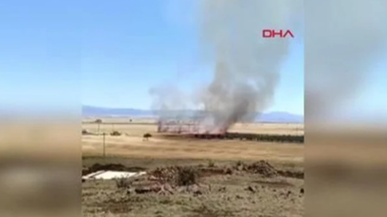 Gaziantep'te, buğday tarlasında yangın: 6 dönüm ekili alan yandı