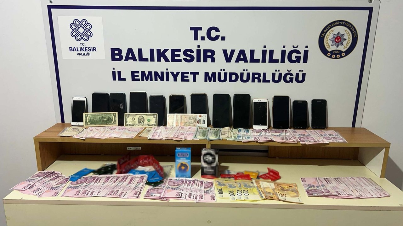 Balıkesir'de fuhuş operasyonu: 3 şüpheli gözaltına alındı