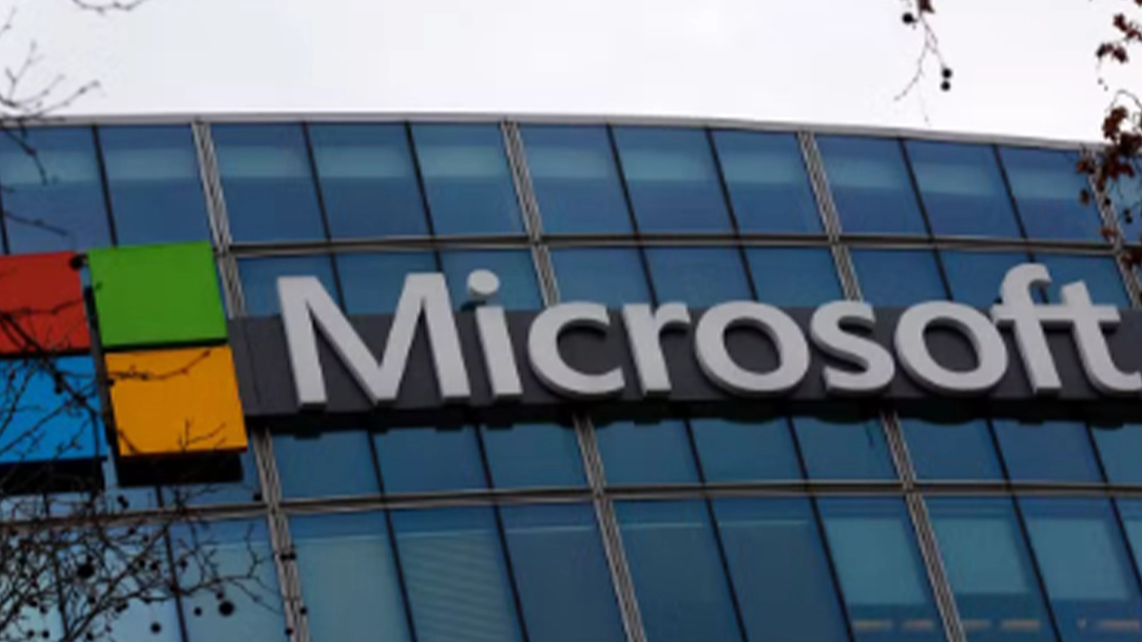 Albayrak'ın açtığı davayı kaybeden Microsoft Türkiye'den açıklama: 'Kullanıcının izni olmadan verileri işlemez'