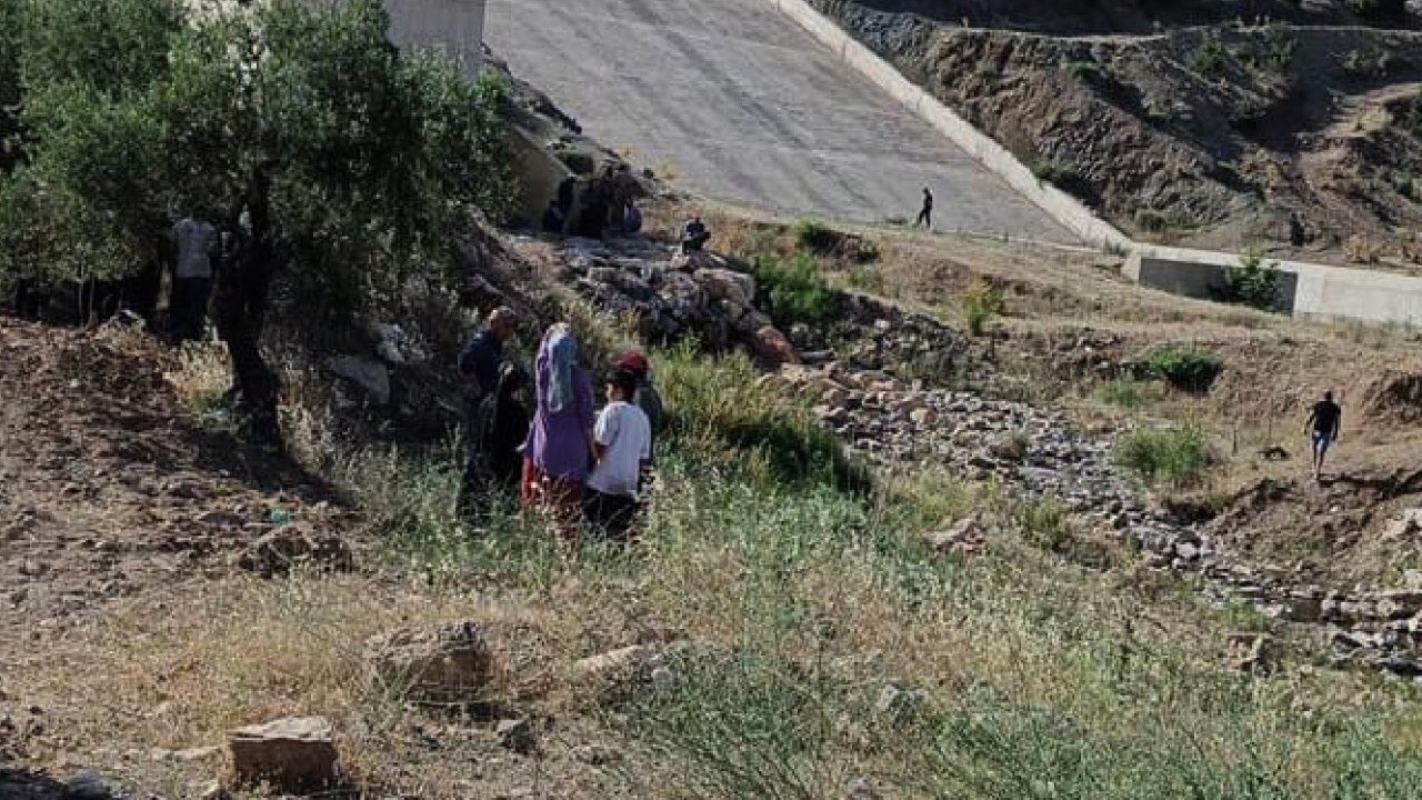 Serinlemek için girdikleri baraj sonu oldu: İki arkadaştan biri öldü