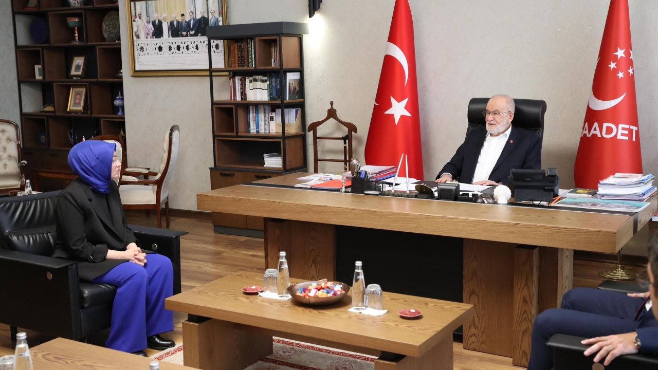 Temel Karamollaoğlu, Sinan Ateş'in eşi Ayşe Ateş'le görüştü