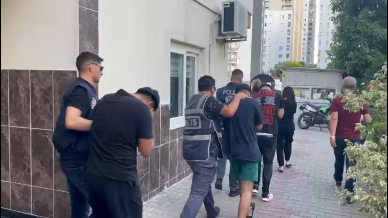 Mersin'de sazan sarmalı ile dolandırıcılık: 1 tutuklama, 3 ev hapsi